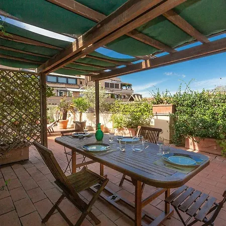 Apartmán Amazing New Penthouse With Terrace Jewish Ghetto *