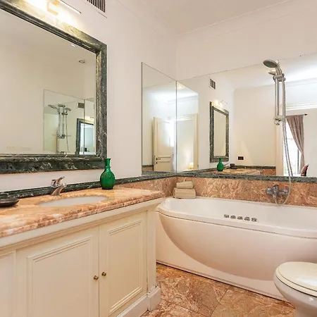 Apartmán Amazing New Penthouse With Terrace Jewish Ghetto
