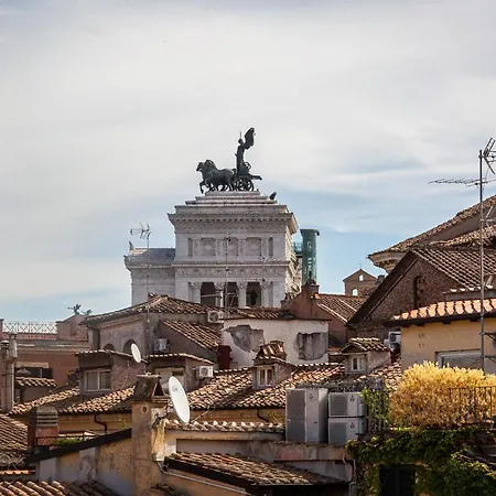 Amazing New Penthouse With Terrace Jewish Ghetto Apartment
